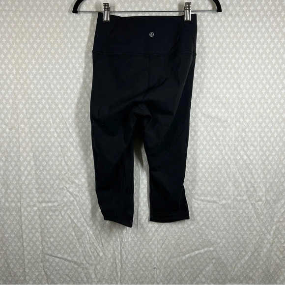 Lululemon Black High Rise Wunder Under Crop Mesh‎ Leggings - Picture 3 of 6
